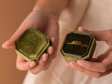 1 Slot Velvet Ring Box Online Sale