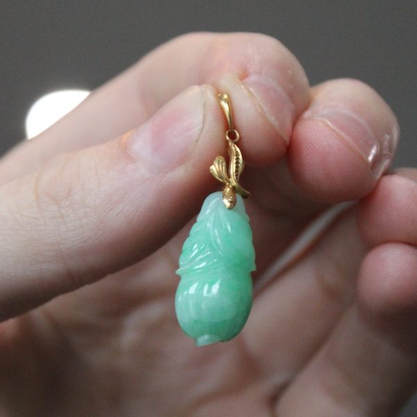 Jadeite 18k Pendant | 18.50ct | For Cheap